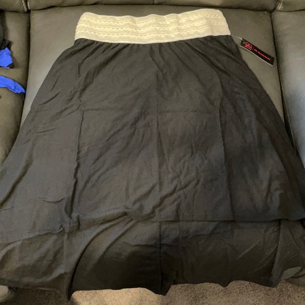 Skirt NWT